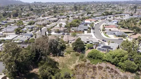 2807 Angell, San Diego, CA 92122