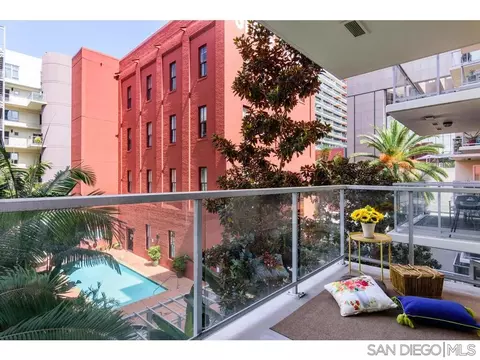 1431 Pacific Hwy #402, San Diego, CA 92101