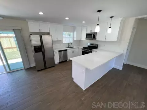 Kitchen - 911-913 Rangeview St, Spring Valley, CA 91977 photo 1 of 3