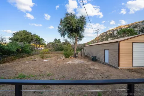 Exterior - 4647 Park Ln, Alpine, CA 91901 photo 4 of 7