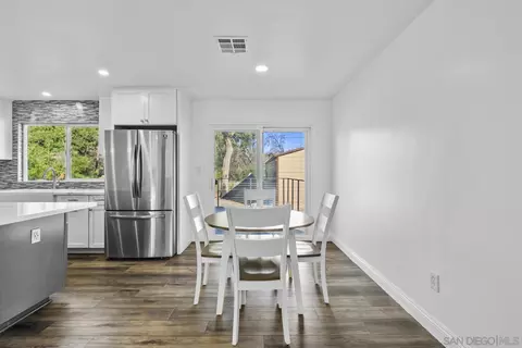Dining - 4647 Park Ln, Alpine, CA 91901 photo 2 of 2