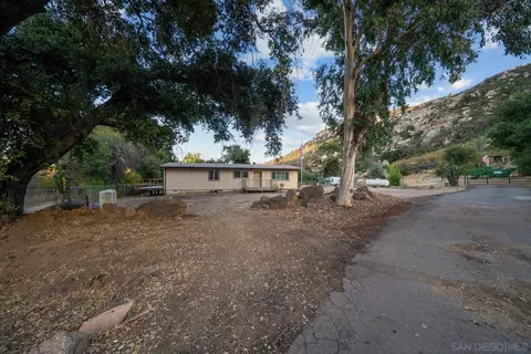 Exterior - 4647 Park Ln, Alpine, CA 91901 photo 3 of 7