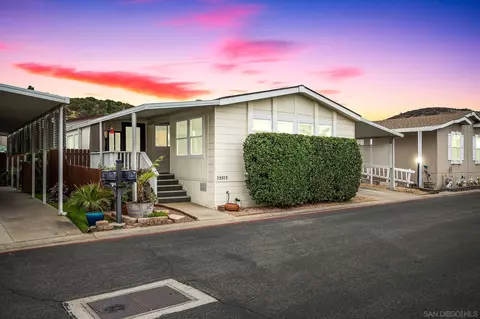 13313 Casa Vista St #92, Poway, CA 92064