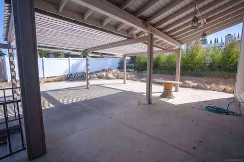 Exterior - 1524 Todos Santos, Fallbrook, CA 92028 photo 10 of 11