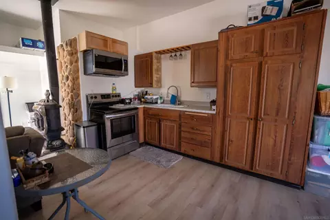Kitchen - 1524 Todos Santos, Fallbrook, CA 92028 photo 4 of 4