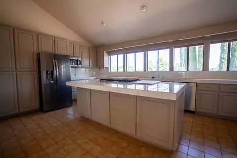 Kitchen - 1524 Todos Santos, Fallbrook, CA 92028 photo 1 of 4