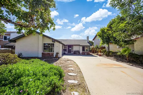Exterior - 716 E J St, Chula Vista, CA 91910 photo 9 of 10