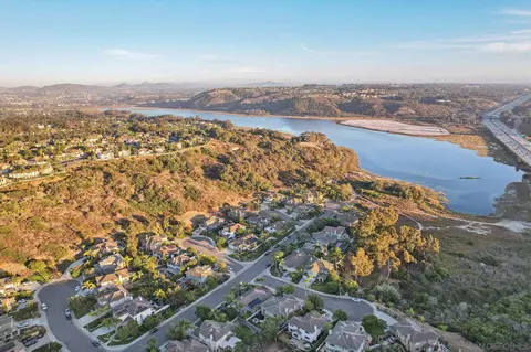 View/Area - 892 Piovana Ct, Carlsbad, CA 92011 photo 3 of 7