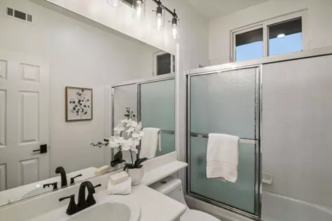 Bath - 892 Piovana Ct, Carlsbad, CA 92011 photo 4 of 4