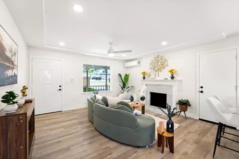Living - 10444 Don Pico Rd, Spring Valley, CA 91978 photo 2 of 3