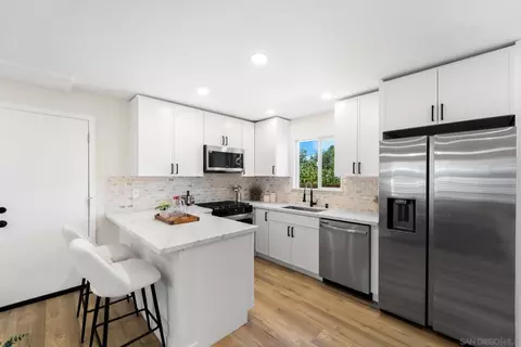 Kitchen - 10444 Don Pico Rd, Spring Valley, CA 91978 photo 2 of 4
