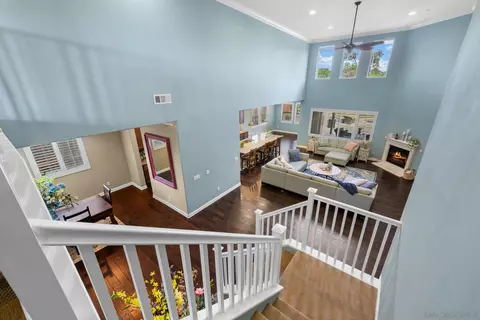 Entry Way - 5538 Lipizzaner Cir, Oceanside, CA 92057 photo 6 of 9