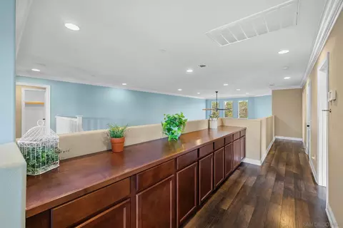 Entry Way - 5538 Lipizzaner Cir, Oceanside, CA 92057 photo 8 of 9