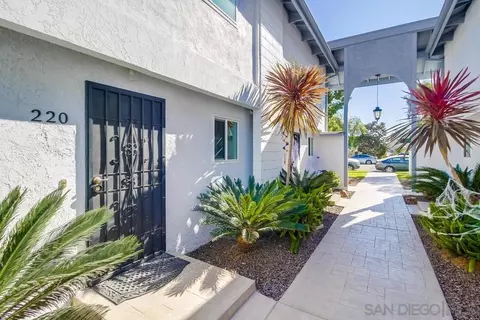 Exterior - 220 B Ave, Coronado, CA 92118 photo 2 of 5