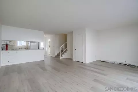 Living - 220 B Ave, Coronado, CA 92118 photo 2 of 5