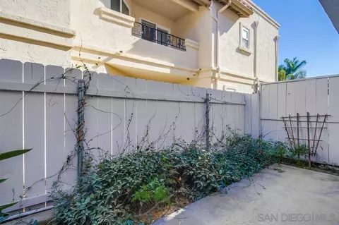 Exterior - 220 B Ave, Coronado, CA 92118 photo 5 of 5