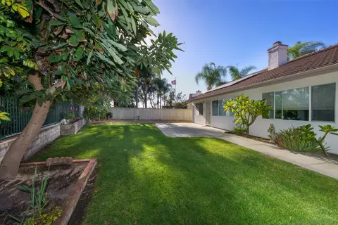 Exterior - 528 Lupine Way, Oceanside, CA 92057 photo 7 of 13