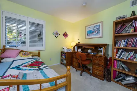 Bedroom - 528 Lupine Way, Oceanside, CA 92057 photo 2 of 3