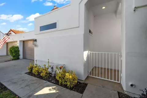Exterior - 4708 Denia Way, Oceanside, CA 92056 photo 5 of 9