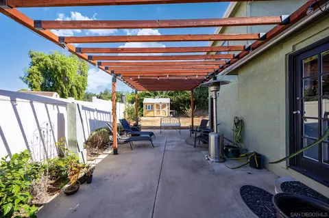 9259 Brookside Cir, Spring Valley, CA 91977 photo 32