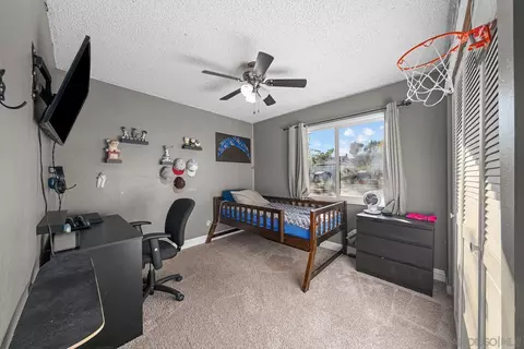 9509 Saint Andrews Dr, Santee, CA 92071 photo 18