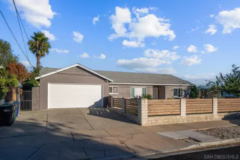 9509 Saint Andrews Dr, Santee, CA 92071 photo 5