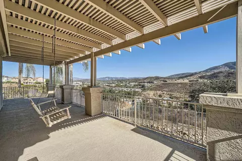 1875 Fabled Waters Dr, Spring Valley, CA 91977 photo 43