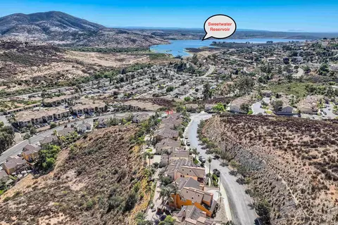 1875 Fabled Waters Dr, Spring Valley, CA 91977 photo 37