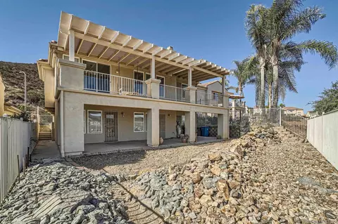 1875 Fabled Waters Dr, Spring Valley, CA 91977 photo 7
