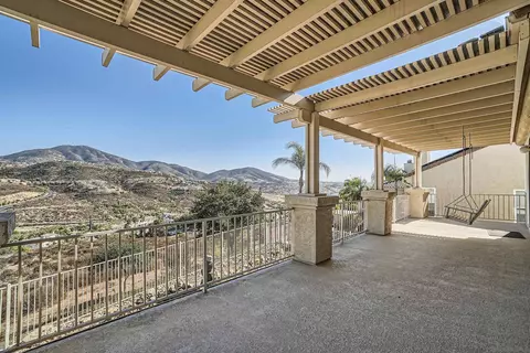 1875 Fabled Waters Dr, Spring Valley, CA 91977 photo 41