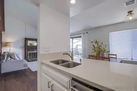 Kitchen - 7780 Parkway Dr #804, La Mesa, CA 91942 photo 4 of 4