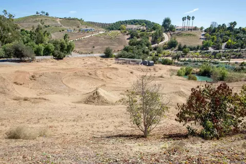 Other - 40284 Sandia Creek Dr, Fallbrook, CA 92028 photo 4 of 10