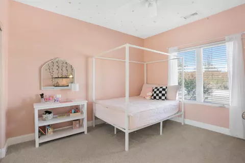 Bedroom - 40284 Sandia Creek Dr, Fallbrook, CA 92028 photo 4 of 5