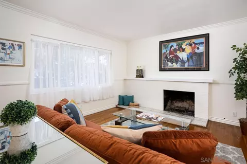 Living - 5701 E Walton St, Long Beach, CA 90815 photo 4 of 6