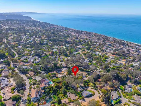 View/Area - 581 15th St, Del Mar, CA 92014 photo 10 of 14