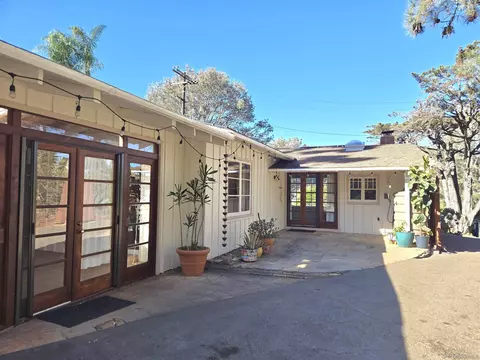 Exterior - 581 15th St, Del Mar, CA 92014 photo 4 of 10