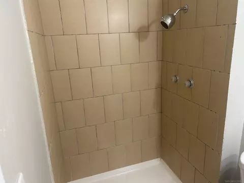 1050 N Grape St, Escondido, CA 92026 photo 5