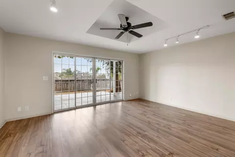 960 Sunset Dr, Vista, CA 92081 photo 15