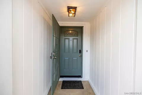 960 Sunset Dr, Vista, CA 92081 photo 10
