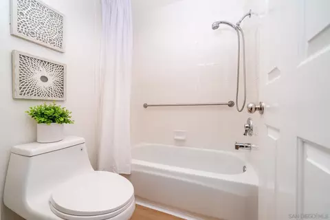 Bath - 3305 Genoa Way #94, Oceanside, CA 92056 photo 4 of 4