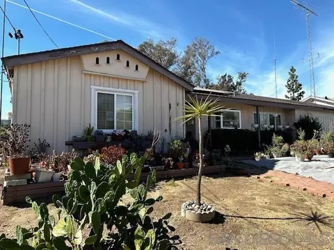 9332 Oakbourne Rd, Santee, CA 92071