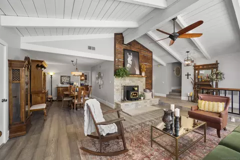 Living - 2154 Via Dieguenos, Alpine, CA 91901 photo 2 of 4