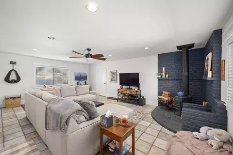 Living - 2154 Via Dieguenos, Alpine, CA 91901 photo 4 of 4