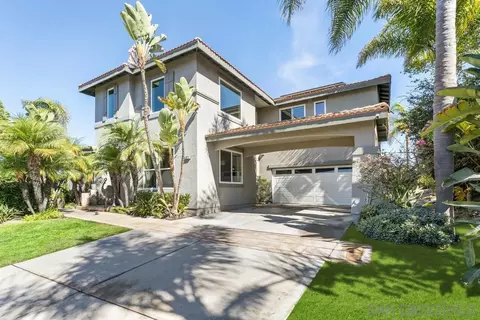 1377 Napoli St, Oceanside, CA 92056 photo 2