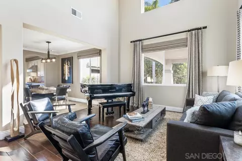 1377 Napoli St, Oceanside, CA 92056 photo 5