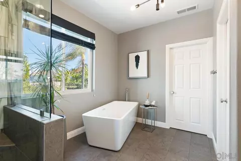 1377 Napoli St, Oceanside, CA 92056 photo 32