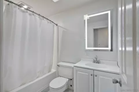 Bath - 13509 Ring Rd, Poway, CA 92064 photo 2 of 3