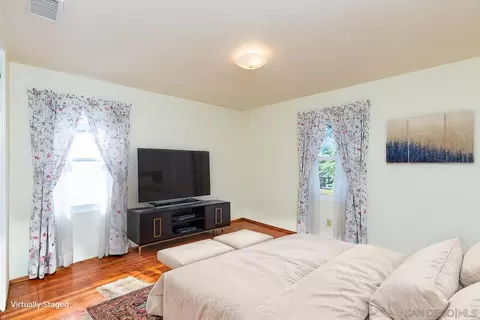 8475 Hillcrest Ave, La Mesa, CA 91941 photo 19