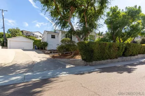 8475 Hillcrest Ave, La Mesa, CA 91941