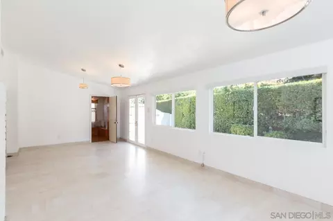 8475 Hillcrest Ave, La Mesa, CA 91941 photo 27